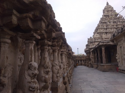 The Kanchi Kailasanathar temple is the oldest structure in Kanchipuram. Located in Tamil Nadu, India, it is a Hindu temple in the Tamil architectural style. It is dedicated to the Lord Shiva, and is known for its historical importance. The temple was built from 685-705 AD by a Rajasimha (Narasimhavarman II) ruler of the Pallava Dynasty. The low-slung sandstone compound contains a large number of carvings, including many half-animal deities which were popular during the early Pallava architectural period.The structure contains 58 small shrines which are dedicated to various forms of Shiva. These are built into niches on the inner face of the high compound wall of the circumambulatory passage. The temple is one of the most prominent tourist attractions of the city