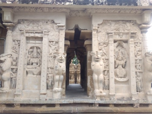 The Kanchi Kailasanathar temple is the oldest structure in Kanchipuram. Located in Tamil Nadu, India, it is a Hindu temple in the Tamil architectural style. It is dedicated to the Lord Shiva, and is known for its historical importance. The temple was built from 685-705 AD by a Rajasimha (Narasimhavarman II) ruler of the Pallava Dynasty. The low-slung sandstone compound contains a large number of carvings, including many half-animal deities which were popular during the early Pallava architectural period.The structure contains 58 small shrines which are dedicated to various forms of Shiva. These are built into niches on the inner face of the high compound wall of the circumambulatory passage. The temple is one of the most prominent tourist attractions of the city