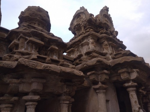 The Kanchi Kailasanathar temple is the oldest structure in Kanchipuram. Located in Tamil Nadu, India, it is a Hindu temple in the Tamil architectural style. It is dedicated to the Lord Shiva, and is known for its historical importance. The temple was built from 685-705 AD by a Rajasimha (Narasimhavarman II) ruler of the Pallava Dynasty. The low-slung sandstone compound contains a large number of carvings, including many half-animal deities which were popular during the early Pallava architectural period.The structure contains 58 small shrines which are dedicated to various forms of Shiva. These are built into niches on the inner face of the high compound wall of the circumambulatory passage. The temple is one of the most prominent tourist attractions of the city