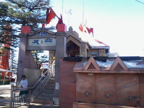 Jakhoo Temple is an ancient temple in Shimla, dedicated to the Hindu deity Hanuman. It is situated on Jakhoo Hill, Shimla's highest peak, 2.5 km (1.6 mi) east of the Ridge at a height of 2,455 m (8,054 ft) above sea level. Each year, a festival is held on Dussehra, before 1972 the festival was used to held at Annadale.
According to the Ramayana, Hanuman stopped at the location to rest while searching for the Sanjivni Booti to revive Lakshmana. A giant 108-feet-high idol of Hanuman was unveiled at Jakhoo Hanuman temple on 4 November 2010. At 108 feet (33 m), it surpasses the statue of Christ the Redeemer, which measures at 98 feet (30 m), in Rio de Janeiro, Brazil.